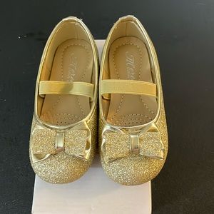 Beautiful Glitter Gold Ballet Showe
